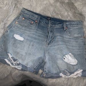 Gap size 30 distressed jean shorts